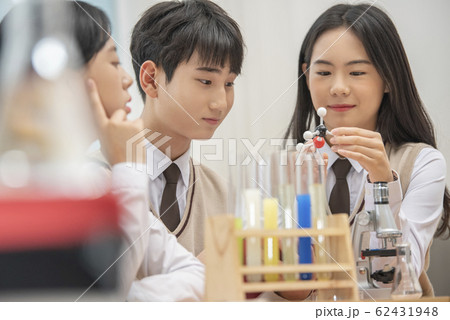 ポートレート 韓国人 10代 62431948