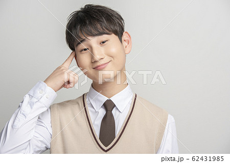 ポートレート 韓国人 学生 62431985
