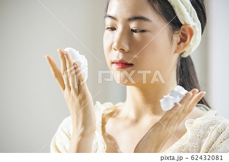 女性 女 女の子 62432081