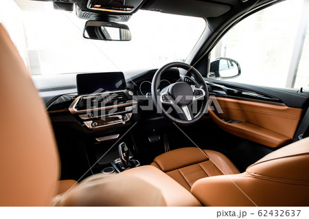 自動車・車内 62432637