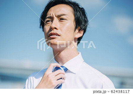 さわやかなビジネスマン さわやかなビジネスマン 62438117