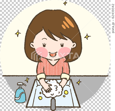 手洗いをする女性 62439342