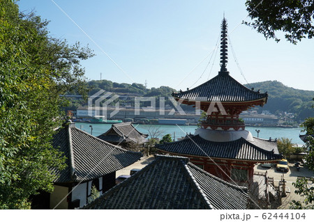 【中国三十三観音霊場】第九番　浄土寺国宝多宝塔と尾道水道　広島県尾道市 62444104