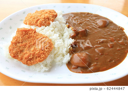 おいしいカツカレー 62444847