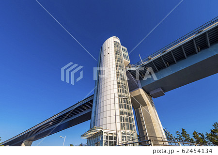 東京ゲートブリッジと若洲昇降タワー 62454134