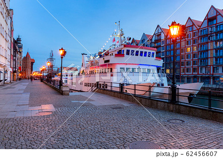 Gdansk. City embankment at dawn. 62456607