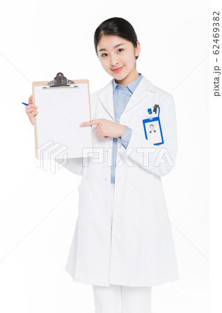 young surgeon 62469382