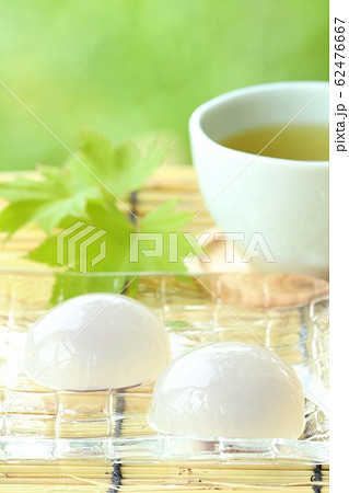 水まんじゅう　お茶　屋外　 62476667
