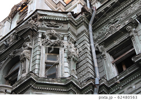 Building in the city with beautiful architecture 62480563