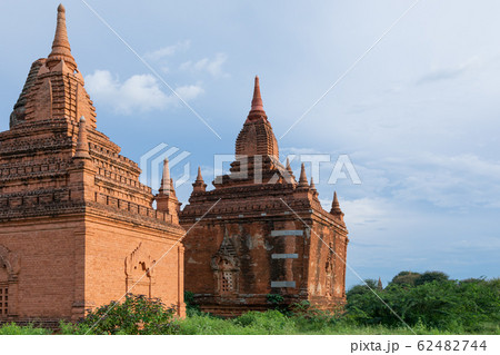 ミャンマー_バガンの仏塔群 62482744