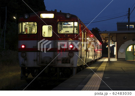 磐越西線キハ47（津川駅） 62483030
