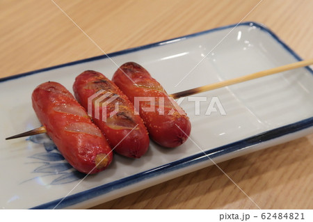 ちょい飲みの風景 62484821