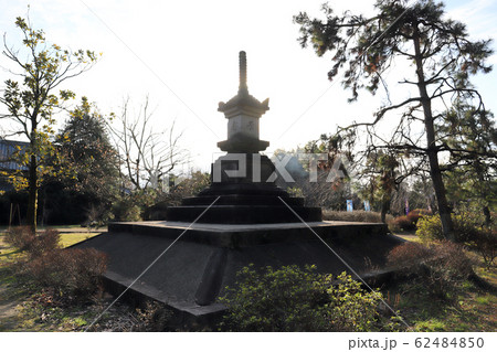 称念寺 宝篋印塔(福井県 坂井市) 称念寺 宝篋印塔(福井県 坂井市) 62484850
