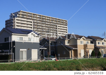 戸建て住宅とマンション 戸建て住宅とマンション 62485559