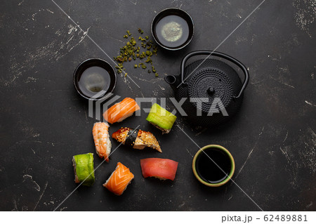Japanese dishes set 62489881