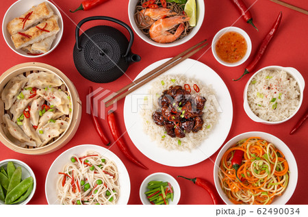 Assorted Chinese dishes Assorted Chinese dishes 62490034