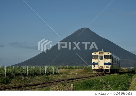 指宿枕崎線西大山駅付近を走るキハ４０８０５６ 62496632