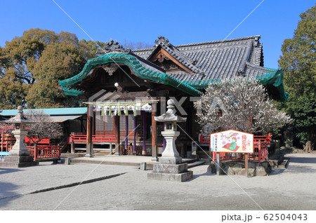 早春の「滝宮天満宮」拝殿 62504043