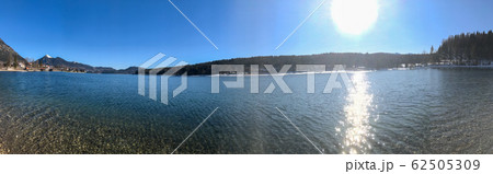 Lake Walchensee in winter Lake Walchensee in winter 62505309