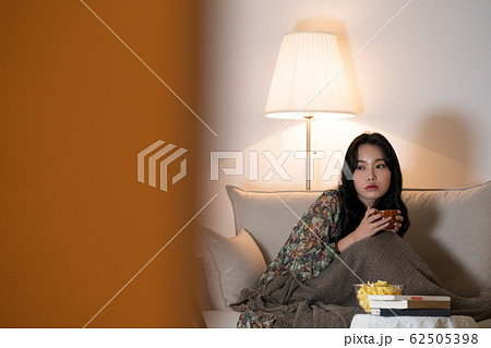 ライフスタイル 女性 女 62505398