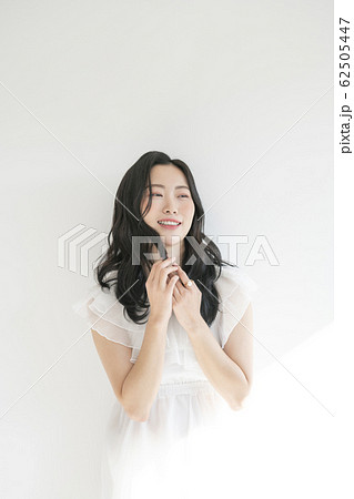 女性 女 女の子 62505447
