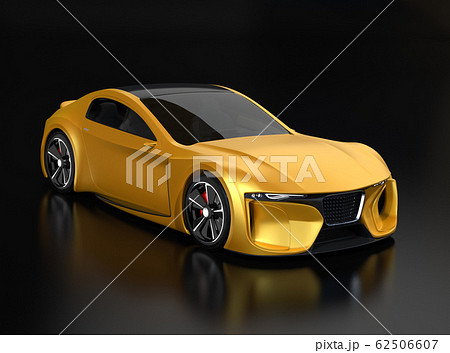 黒バックにメタリックイエローの電動スポーツクーペのイメージ 62506607