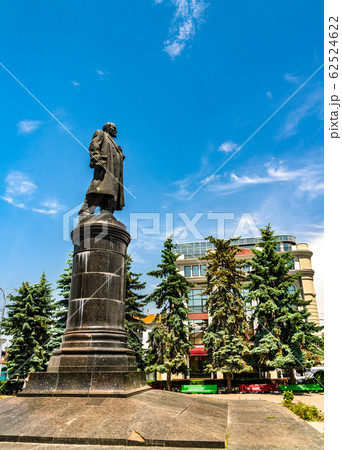 Statue of Vladimir Lenin in Vladikavkaz, Russia 62524622