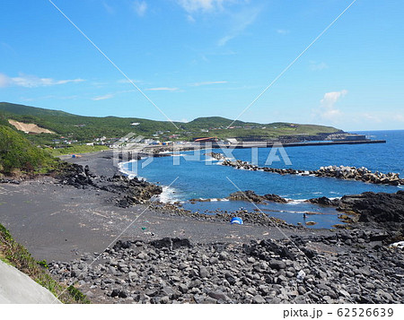 三宅島　海　砂浜　山　空 62526639