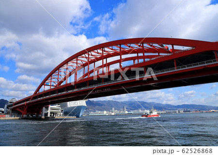 【兵庫県】　神戸市　神戸大橋と空と蒼と海 62526868
