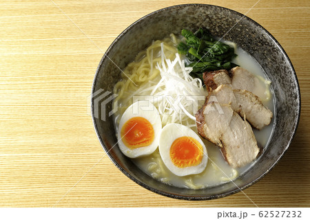 鶏白湯拉麺 鶏白湯拉麺 62527232