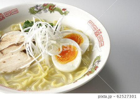 鶏白湯ラーメン 62527301