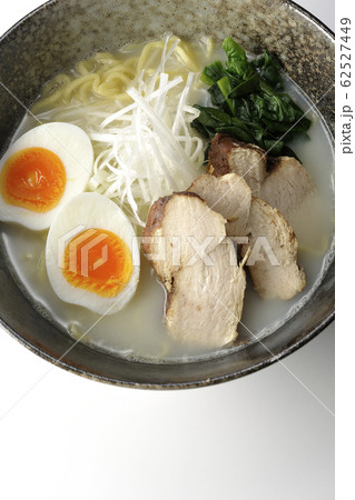 鶏白湯ラーメン 鶏白湯ラーメン 62527449