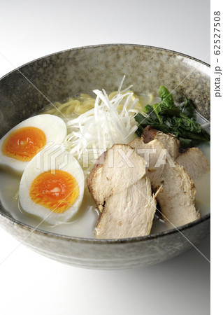 鶏白湯ラーメン 鶏白湯ラーメン 62527508