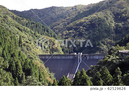 永平寺ダム 遠望(福井県 吉田郡 永平寺町) 永平寺ダム 遠望(福井県 吉田郡 永平寺町) 62529626