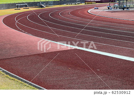 トラック 陸上競技場の写真素材