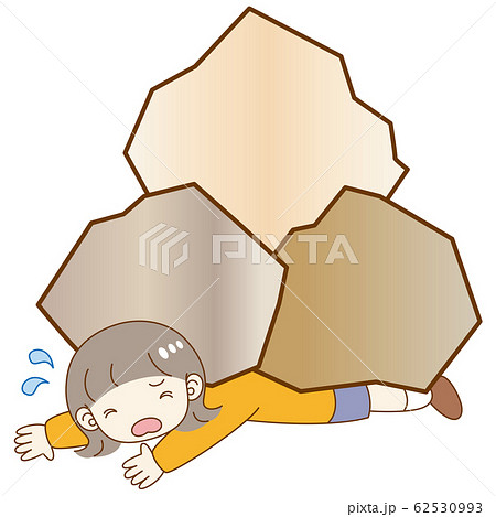 ３つの岩に押しつぶされる　女の子　コピースペース　余白 62530993