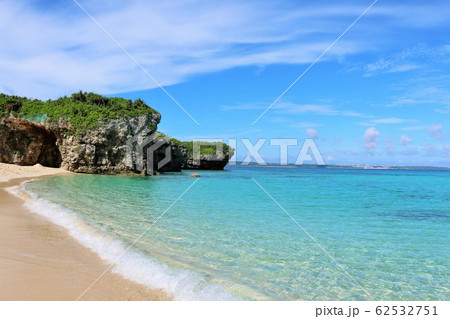 沖縄 宮古島 青空の砂山ビーチ 沖縄 宮古島 青空の砂山ビーチ 62532751
