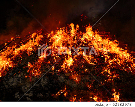 高解像度 炎 0501 62532978