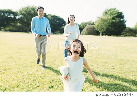 ファミリー　お出かけ 62535447