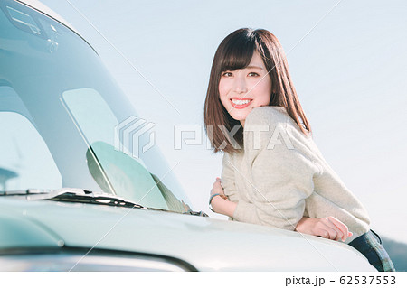若い女性 ドライブ 若い女性 ドライブ 62537553