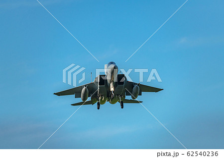 滑空する戦闘機 滑空する戦闘機 62540236