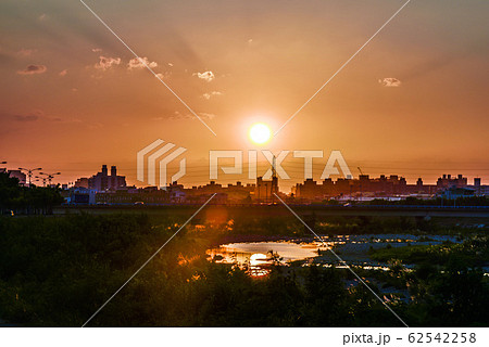 スカイライン 太陽 日 62542258