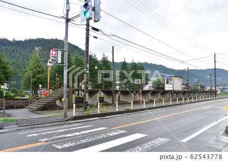 大糸線と姫川と国道148号線の風景 62543778