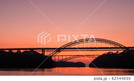 西海橋の夜明け 62544030