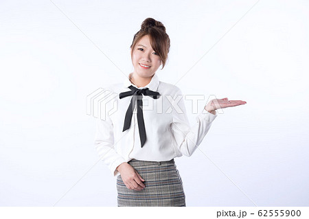 女性 メス 女の人 62555900