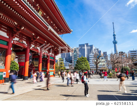 東京　浅草寺と東京スカイツリー 62558151