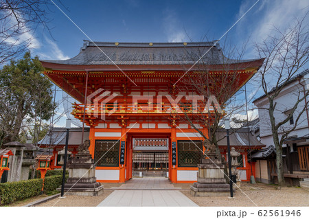 八坂神社の南楼門 京都市東山区 八坂神社の南楼門 京都市東山区 62561946
