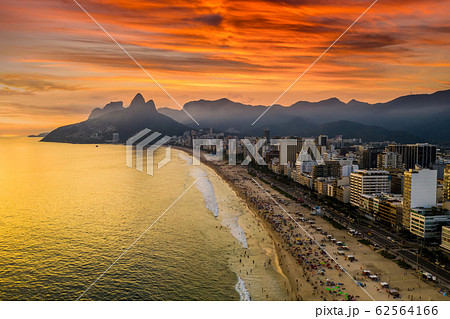Sunset on the ocean at Rio de Janeiro, Ipanema beach. Brazil 62564166