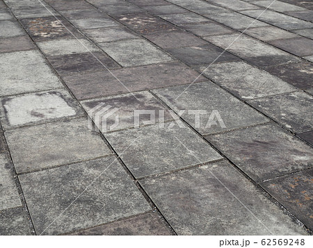 古びた石畳み 62569248