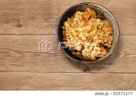 炊き込みご飯 とりめし イメージ 62571177